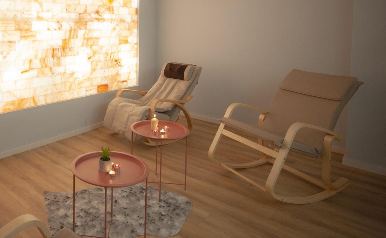 Doanesia Premium Hotel & Spa Tiranë Ngoại thất bức ảnh