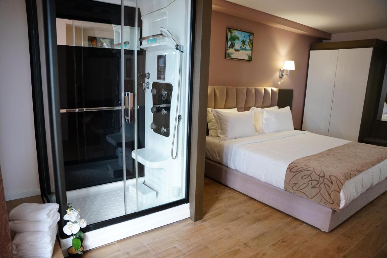 Doanesia Premium Hotel & Spa Tiranë Ngoại thất bức ảnh